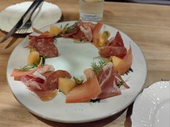 -LESCEDARS Brasserie Bistro香柏树