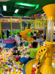 -欢乐陶陶主题乐园(汕尾信利城市广场店)