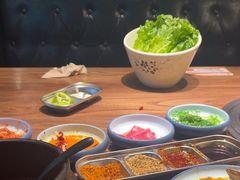 -明洞阿姨·韩式酱蟹烤肉·创意料理(三元桥店)