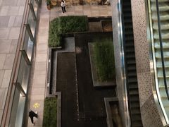 -瑞虹新天地月亮湾