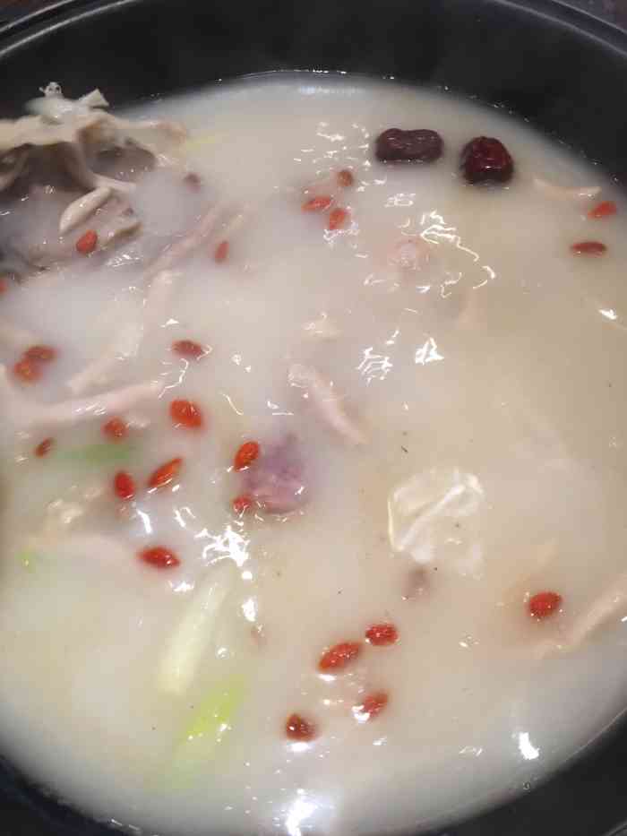 鱼羊鲜火锅[环境]环境非常的干净整洁[服务]超赞-大众点评移动版