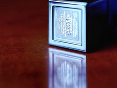 -BURBERRY(上海港汇恒隆广场店)