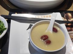 -猪无忌·专做猪肚包鸡20年(乐峰广场店)