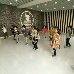 -北京龙舞天团流行舞培训