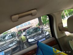 -山明水秀大饭店