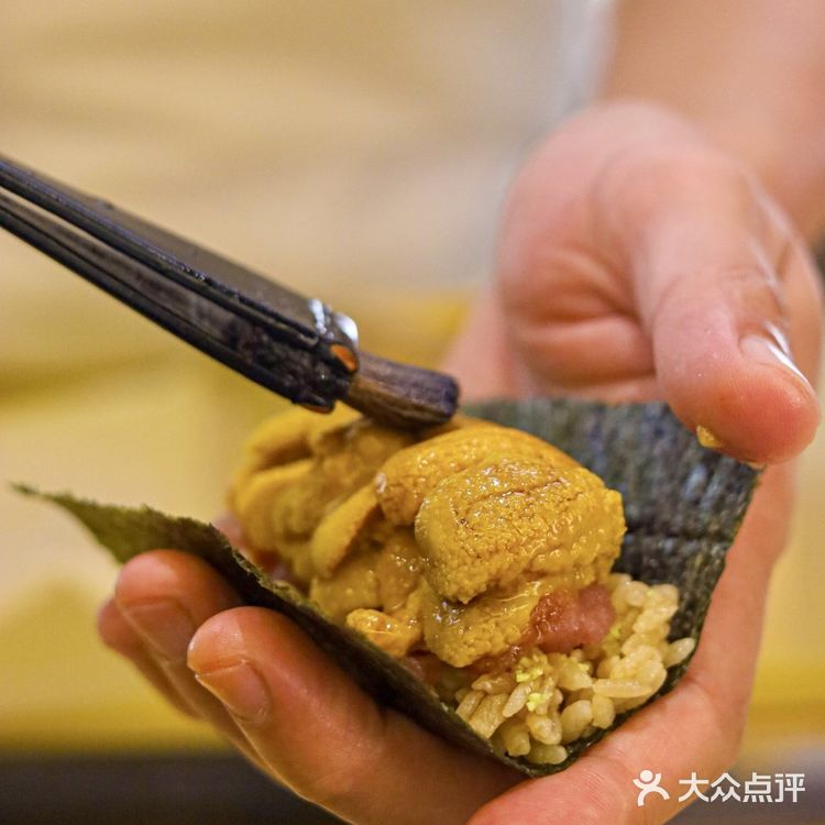 涨见识了，这巨型海胆热狗我真的太爱了