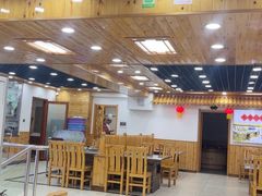 -屯老二农家铁锅炖·行业领军者(梅江店)