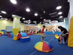 -蜩动儿童运动成长馆(恒生万鹂广场店)