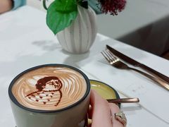 -潮一不贰·法式甜品·生日蛋糕·西式简餐(外滩店)