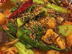 -泉哥小平房串店