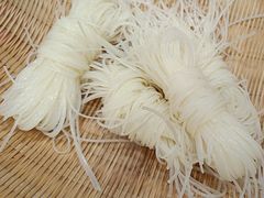 -王大乔泡椒米线·小火锅(星城天地店)