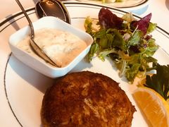 招牌蟹肉饼-Wolfgang’s Steakhouse 沃夫冈牛排馆(上海白玉兰广场店)
