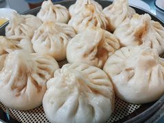 猪肉大葱包子-石饮红星包子(中山路店)