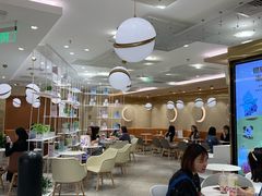 大堂-奈雪的茶(新天地广场PRO店)