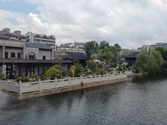 -梁园