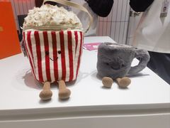 -微缤礼物(青岛海信广场店)