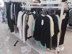 -BIGOFFS 超级折扣(仁恒伊势丹店)