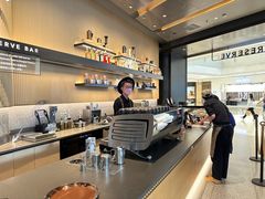 -星巴克臻选(上海合生汇1F店)