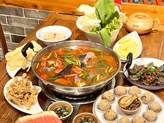 -亮欢寨酸汤鱼(沙冲路店)