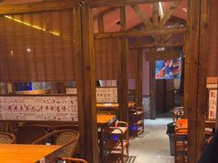 -东巴婆婆云南鱼豆花火锅(大东门店)