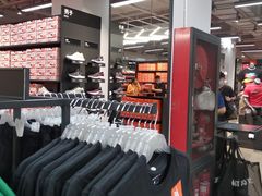 -首创奥特莱斯(西安店)