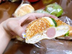 -顶东面包花园·生日蛋糕(世博店)