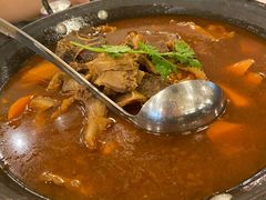 -霄汉牛三鲜湖北砂锅菜(万松园2店)