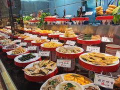 自助取餐区-令氏家外家周秦食府(高新店)