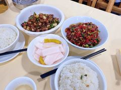 -笨罗卜浏阳菜馆(太平街店)
