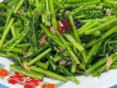 -崴海渔村(虹梅路店)