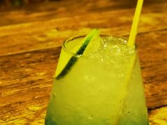 -城墙外BAR