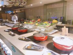 自助取餐区-亿民平安国际大酒店西餐厅(彩田北路店)