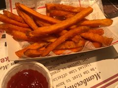 -The Habit Burger Grill 哈比特汉堡(复兴soho店)