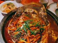 -鸣记脆皮烤鱼·海鲜烤鱼(三八广场店)