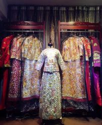 -LOVE SHINE婚纱·红鼎庄龙凤褂·妈妈装定制