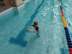 -小海豚国际游泳培训中心(浦东塘桥店)