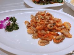 油爆河虾-老人和饭店(淮海中路店)