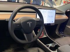 -TESLA 特斯拉(广州天环广场体验店)