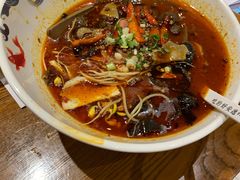 -渝是乎川渝小炒(新世界百货望京店)