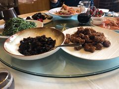 -老船夫婚宴婚庆会馆(延吉路店)