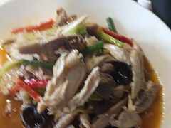 -天山集市(和家乐广场店)