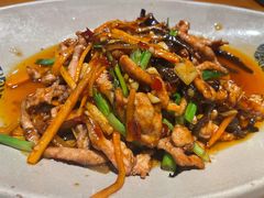 鱼香肉丝-禧福徕盆盆香川菜馆