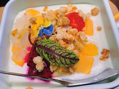 水果沙拉-街角等你.大连海鲜烧烤.经典铁板海鲜串(西安路店)