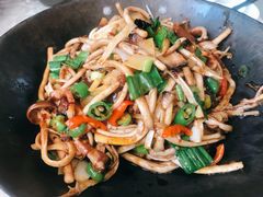 干锅鲜茶树菇-马凯餐厅(长椿街店)