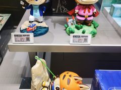 -泡泡玛特POPMART(蓝色港湾店)