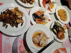 -四海一家自助餐(益田假日广场店)