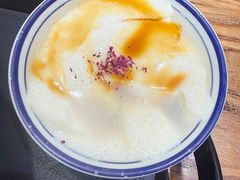 -云阿蛮云南生烫牛肉米线(奉贤路店)