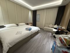 -雲宜贵宾舍酒店(深圳龙东地铁站店)