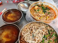 -正宗杨记普洱酸醋米线(总店)