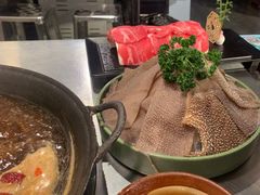 -鹿鸣山草本茶香火锅(园西路店)